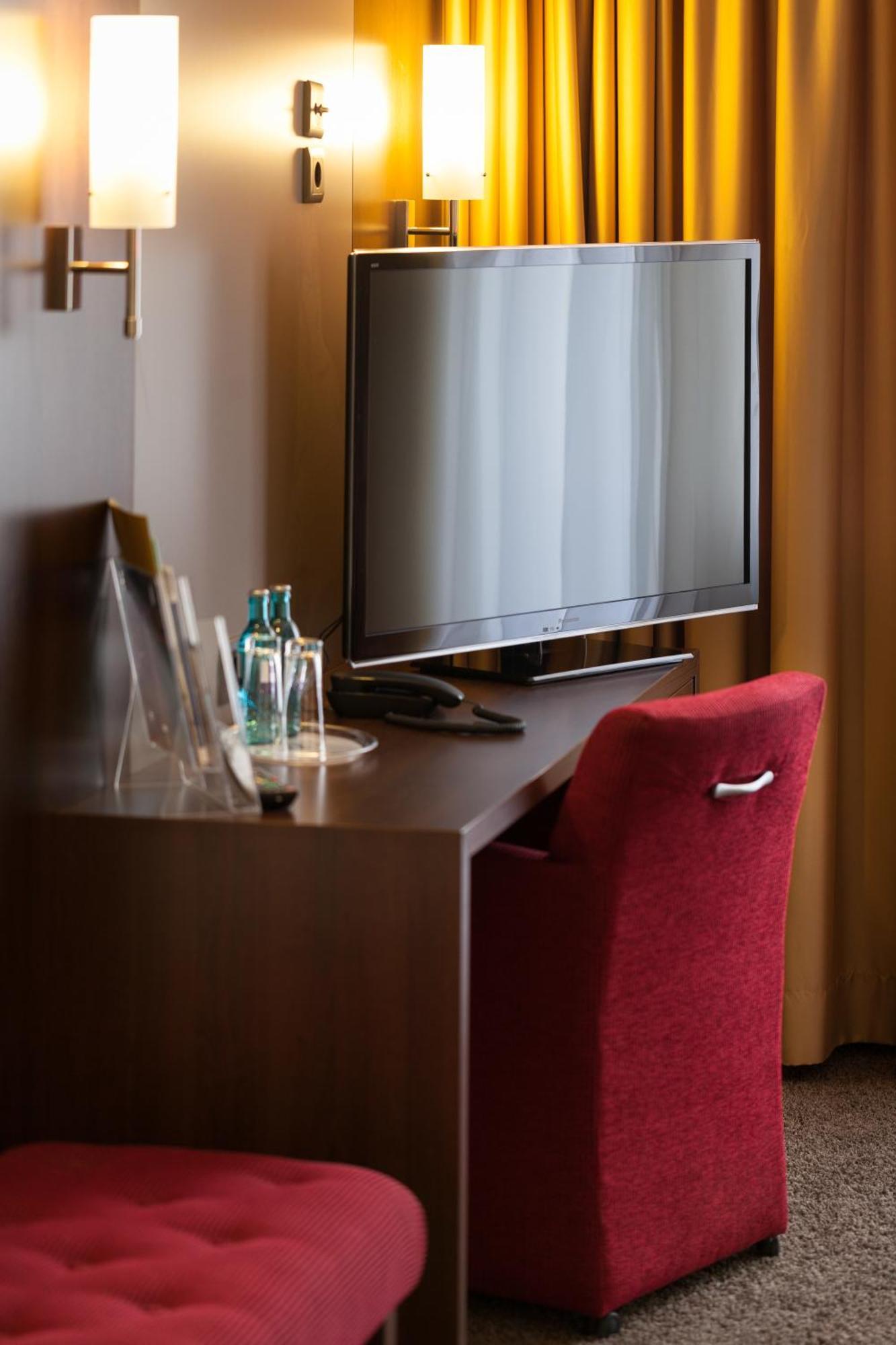 Hotel-Restaurant Zur Krone Loehnberg Room photo